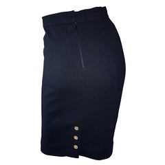 Vintage Chanel Schwarzer Bodycon-Bleistiftrock aus Wolle mit hoher Taille aus den 90ern Gold CC-Knöpfe