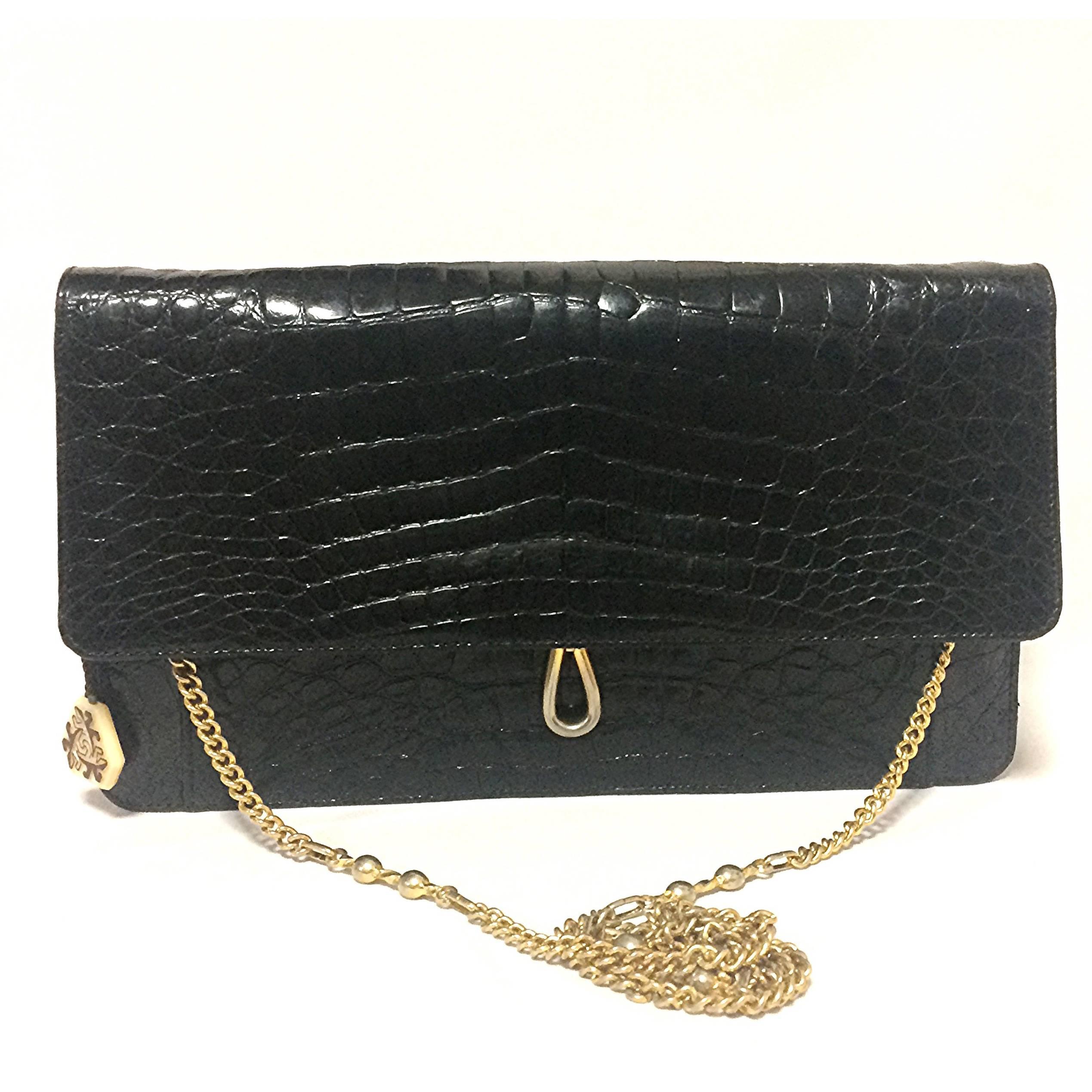 Vintage BALLY genuine black crocodile chain clutch, shoulder bag. Classic purse. For Sale