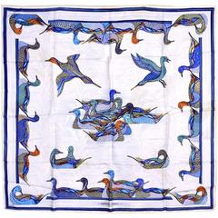 Magnifique écharpe en soie Hermès Mallard (ducs)