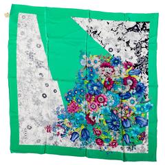 Used Gucci Scarf with Floral Motif