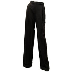 Lavin 2006 New Black