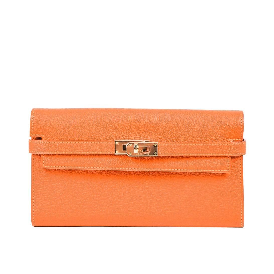 Hermes NIB Orange "Feu" Gold Plated Chevre Mysore Leather Long "Kelly" Wallet For Sale