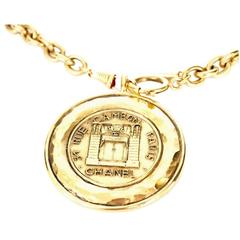 1980s Vintage Chanel Big Medallion Pendant Necklace Rare, Gold