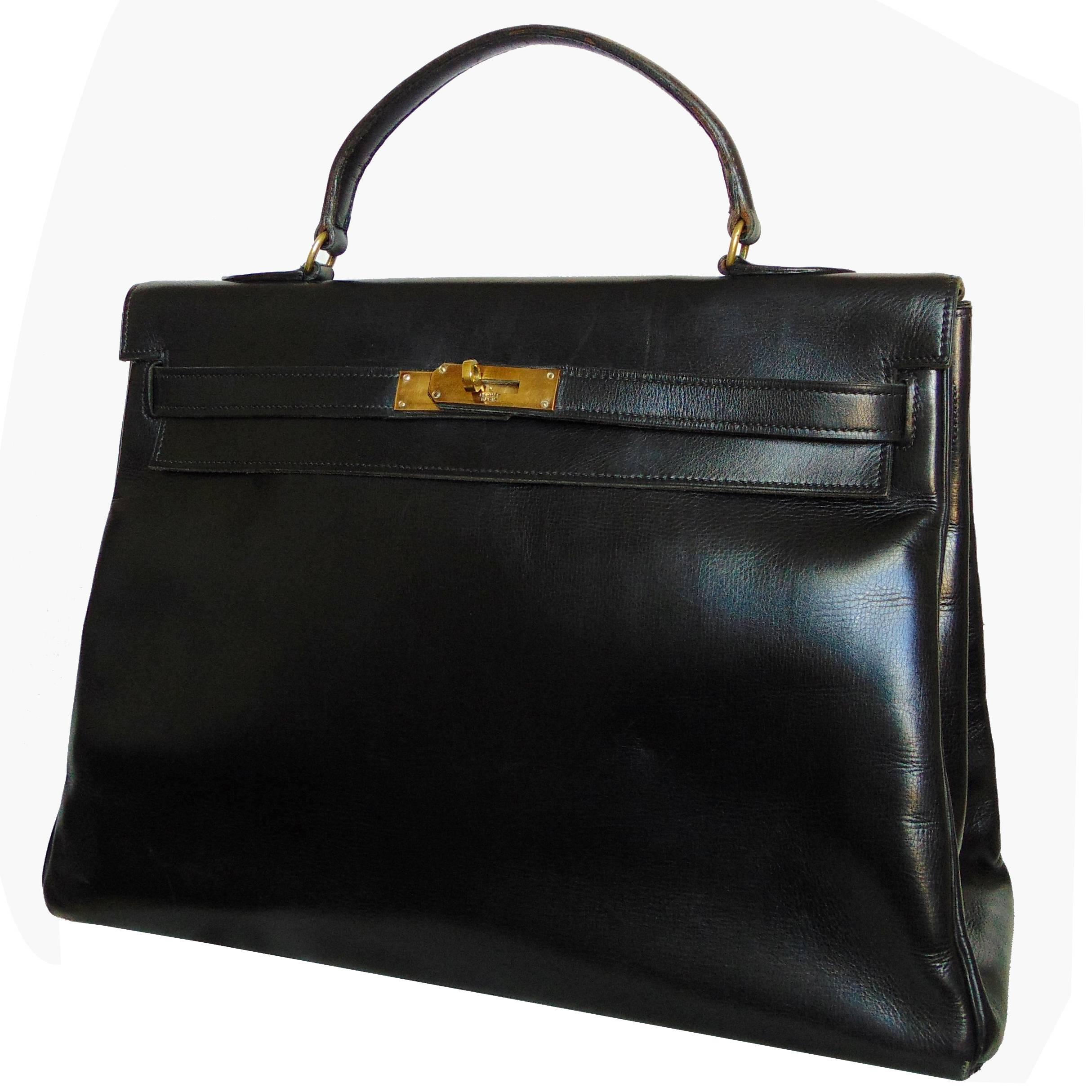 Rare 1947 Hermes Kelly Bag Retourne 35cm Sac a Depeches dans une boite en cuir noir