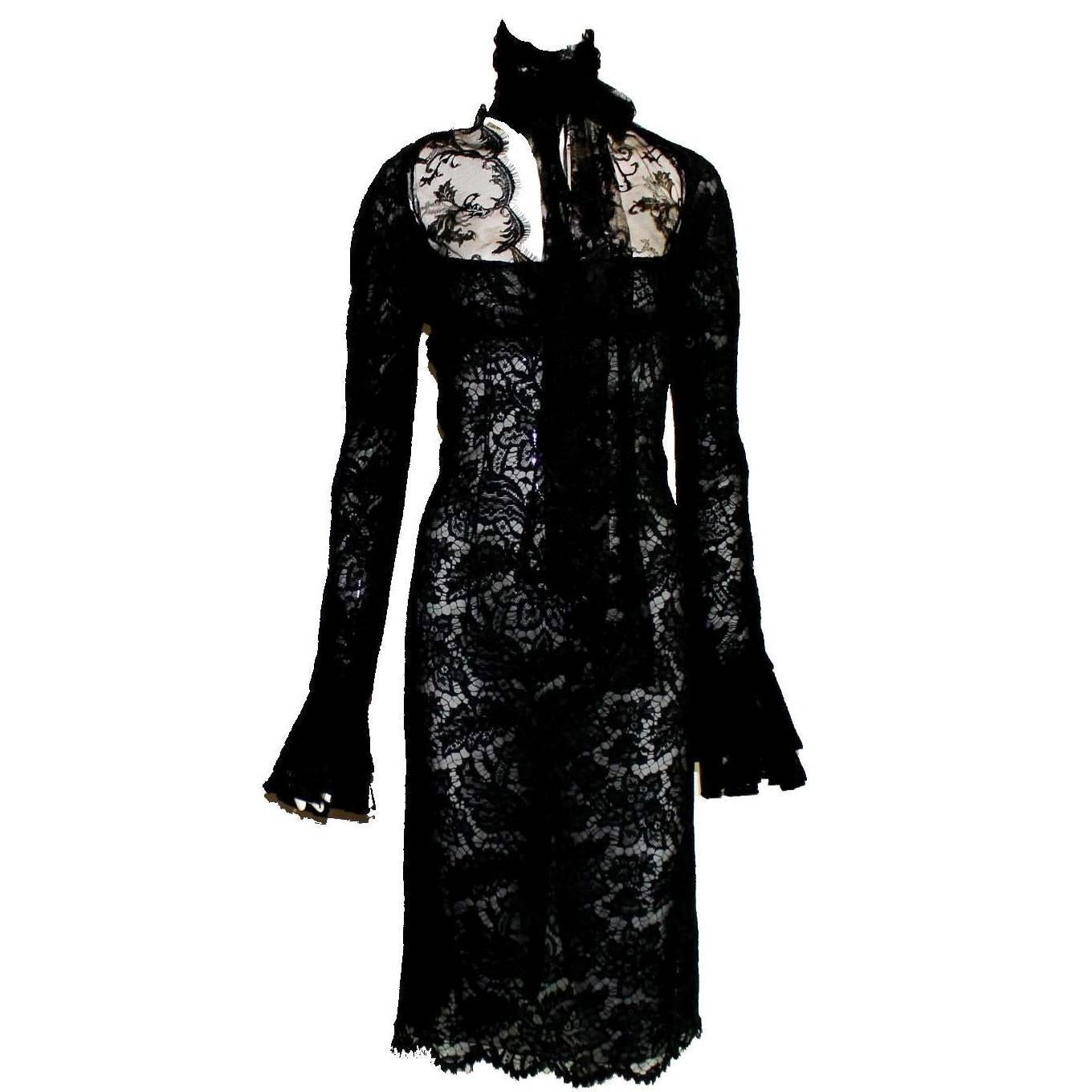 Superbe robe en dentelle noire Yves Saint Laurent par Tom Ford YSL en vente