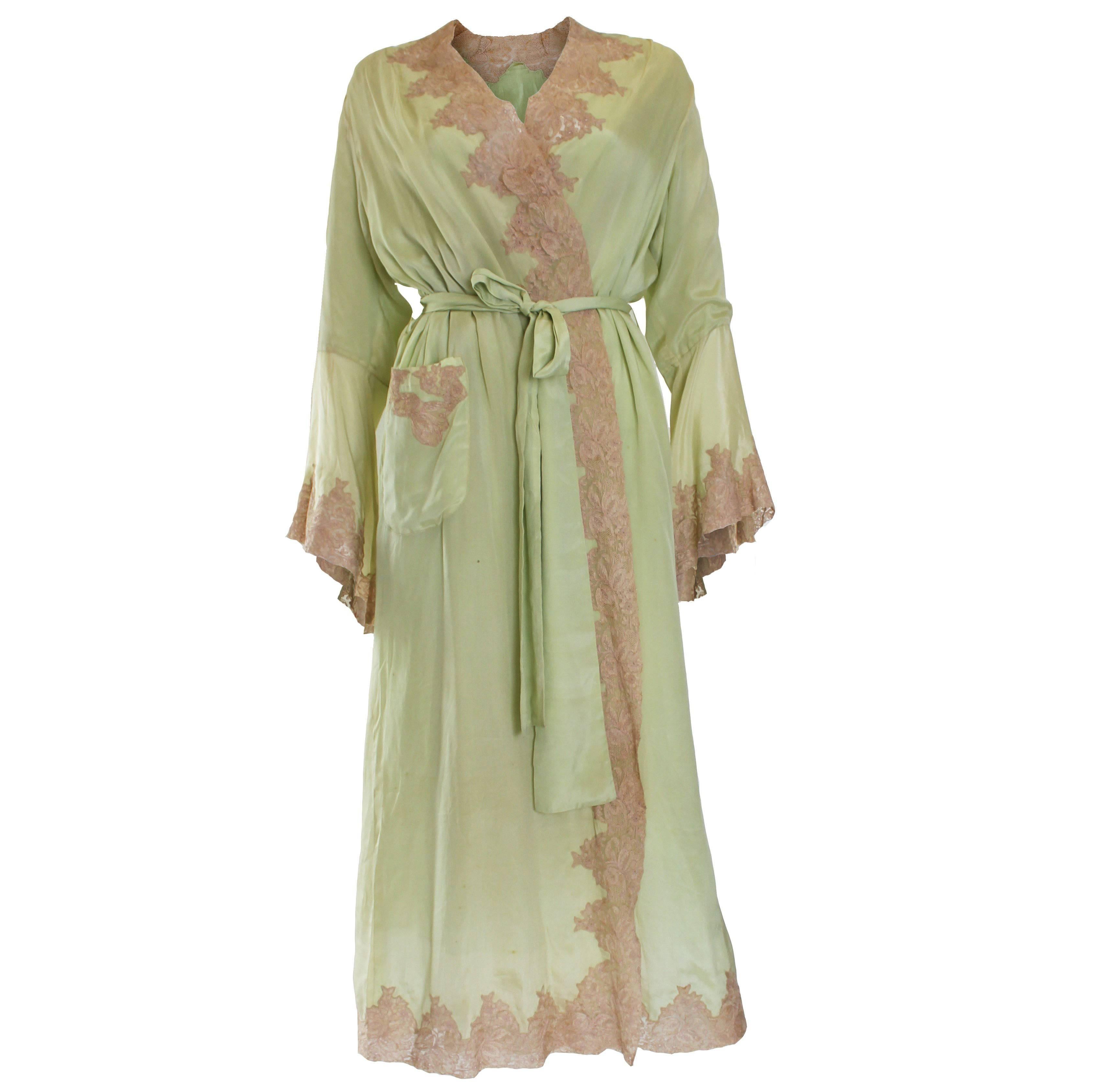 1950s Fine Silk Dressing Gown