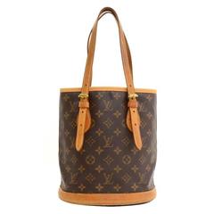 Louis Vuitton Bucket PM Monogram Canvas Shoulder Bag