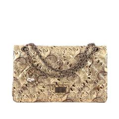 Chanel Paris-Moscou Reissue 2.55 Sac à main en cuir métallisé matelassé peint à la main 2