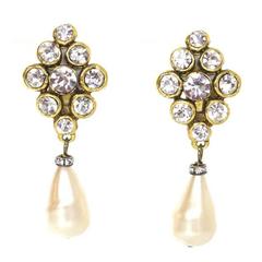 Chanel Vintage Crystal And Pearl Drop Clip-On Earrings 3