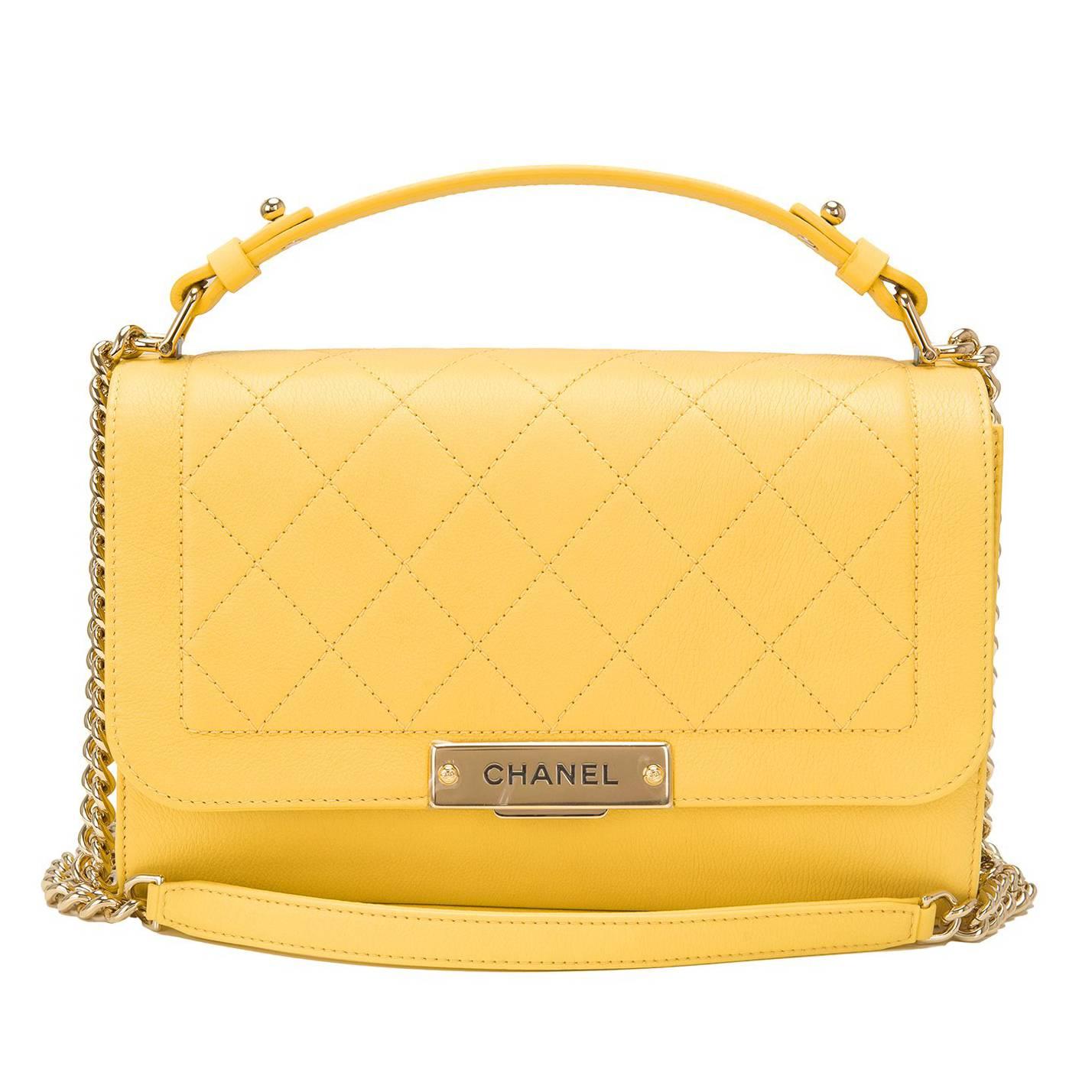 Chanel Yellow Caviar Medium Label Click Flap Bag NEW For Sale