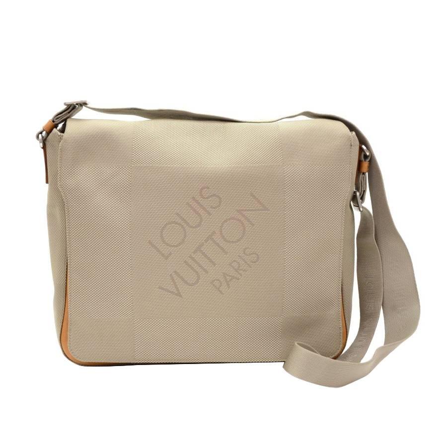 Louis Vuitton Messager Gray Damier Geant Canvas Laptop Bag