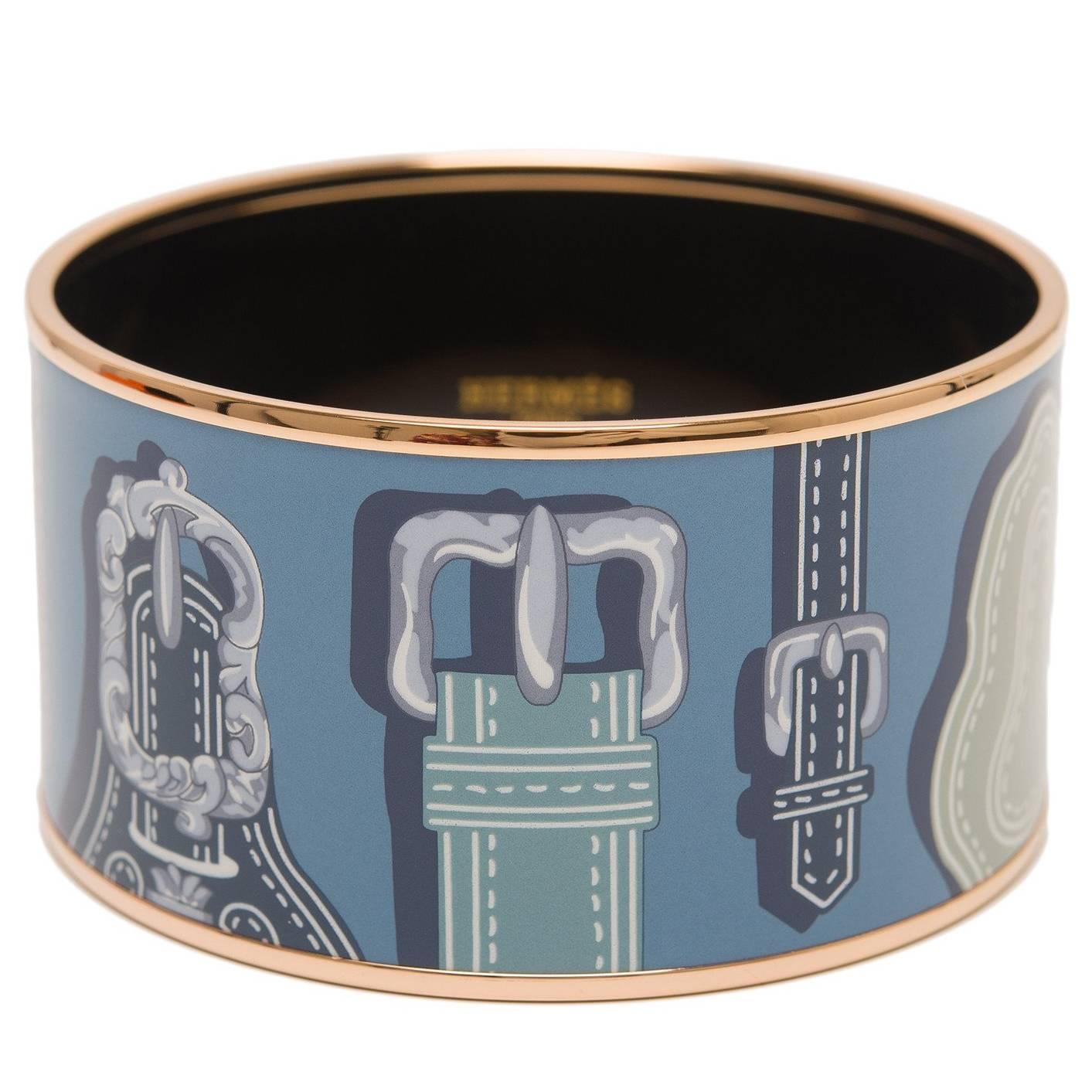 Hermes "Harnais des Presidents" Extra Wide Printed Enamel Bracelet PM (65) For Sale