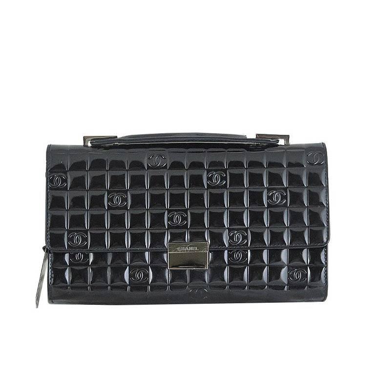 Chanel CC Mirror Black Patent Medium Evening Clutch Bag For Sale