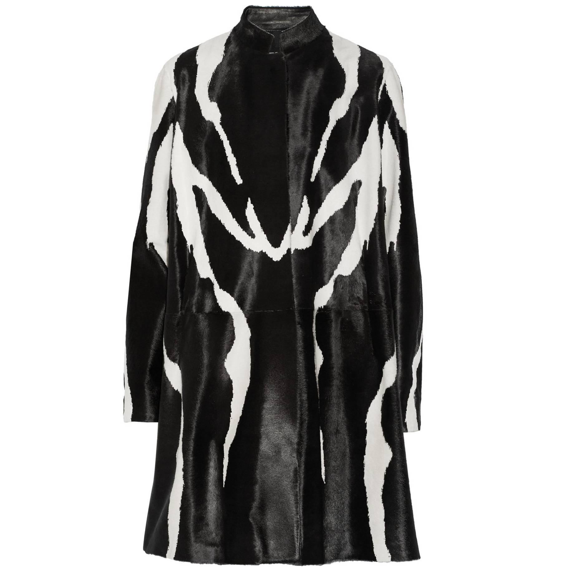 New Runway Tom Ford Zebra Print Fur Calf Hair Black White Coat 38 - 4/6  For Sale