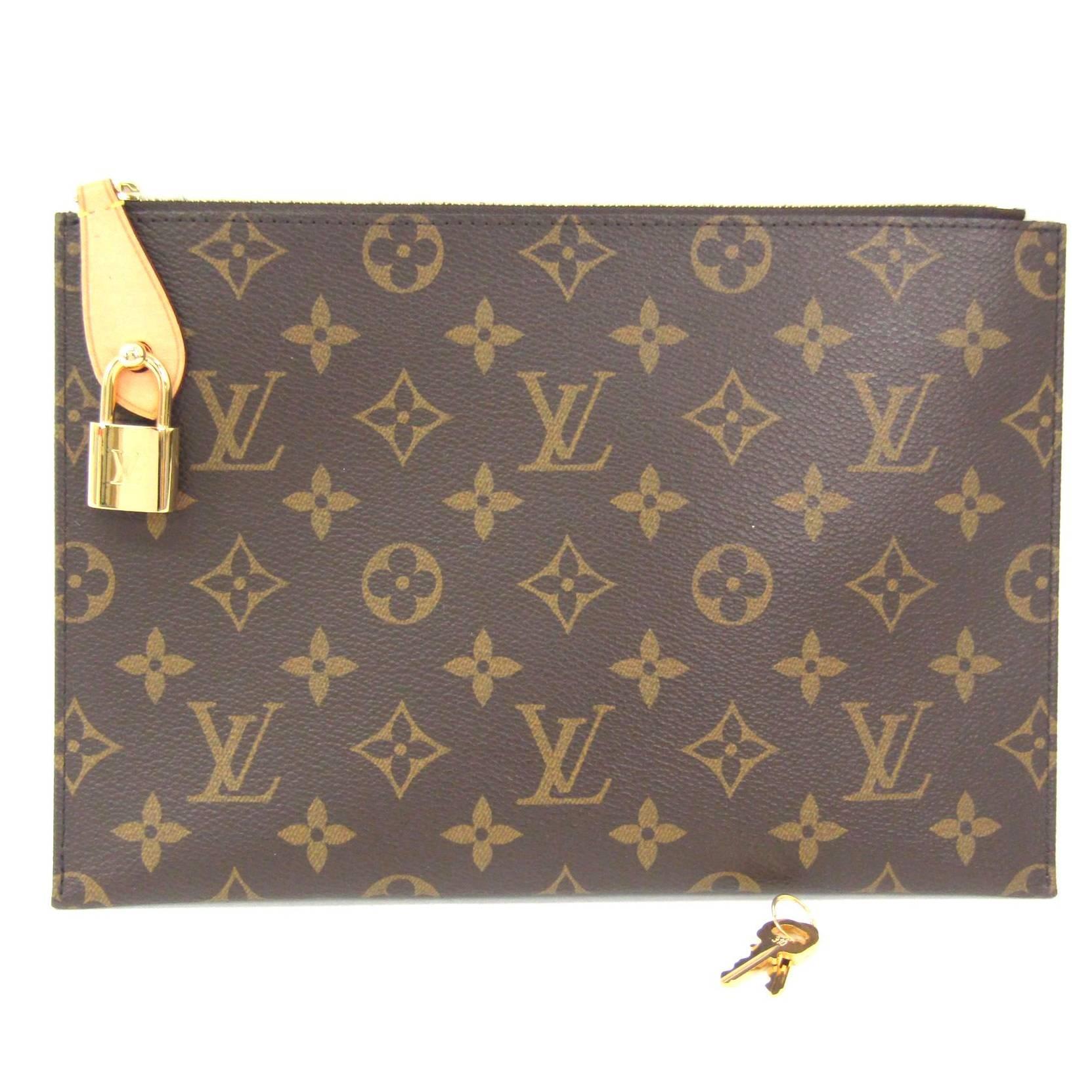 Louis Vuitton Monogram Rare Men's Women's Travel Carryall Clutch Bag With Keys