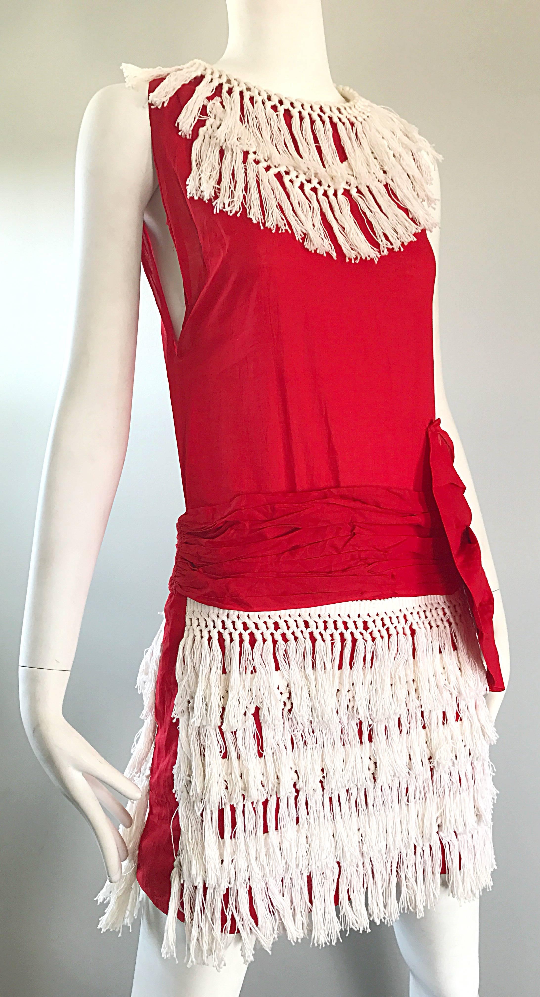 Rare 1960s Does 1920 Red + White Fringe Cotton Drop Waist Flapper 20s Dress For Sale 2