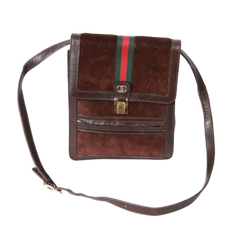 få øje på foretrækkes Arbejdskraft GUCCI VINTAGE Brown Suede CROSSBODY BAG Men Purse w/ Stripes at 1stDibs |  gucci crossbody bag mens, brown suede gucci bag, man purse gucci