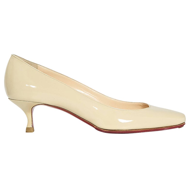nude kitten heel