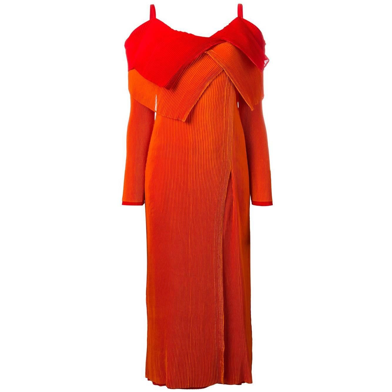 ISSEY MIYAKE asymmetric pleated dress with a double collar For Sale