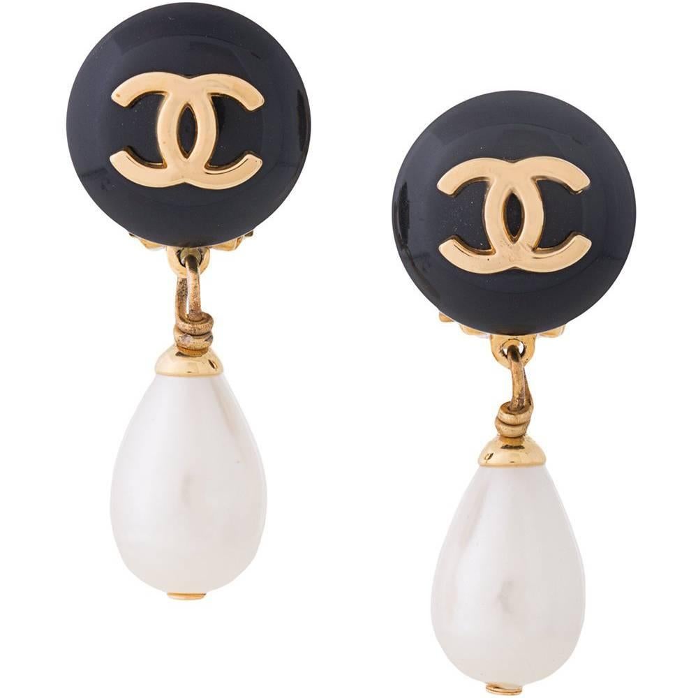 Chanel Vintage Black Tear Drop Pearl Charm Evening Dangle Drop Earrings in Box