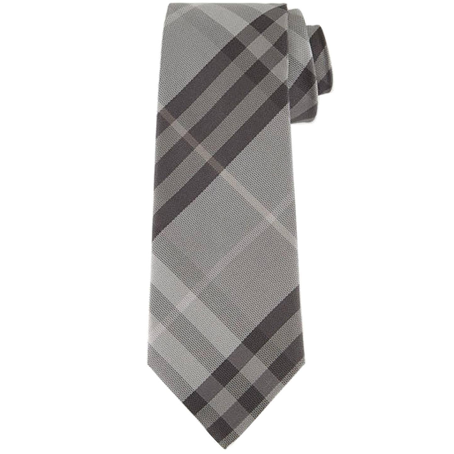 Burberry Texture Check Silk Gray Tie - Size: 3” (8cm) For Sale