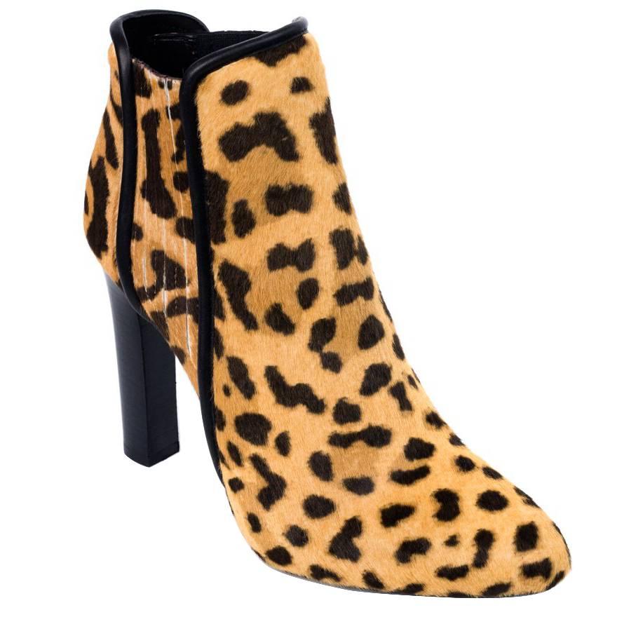 Roberto Cavalli Womens Leopard Print Leather Booties For Sale