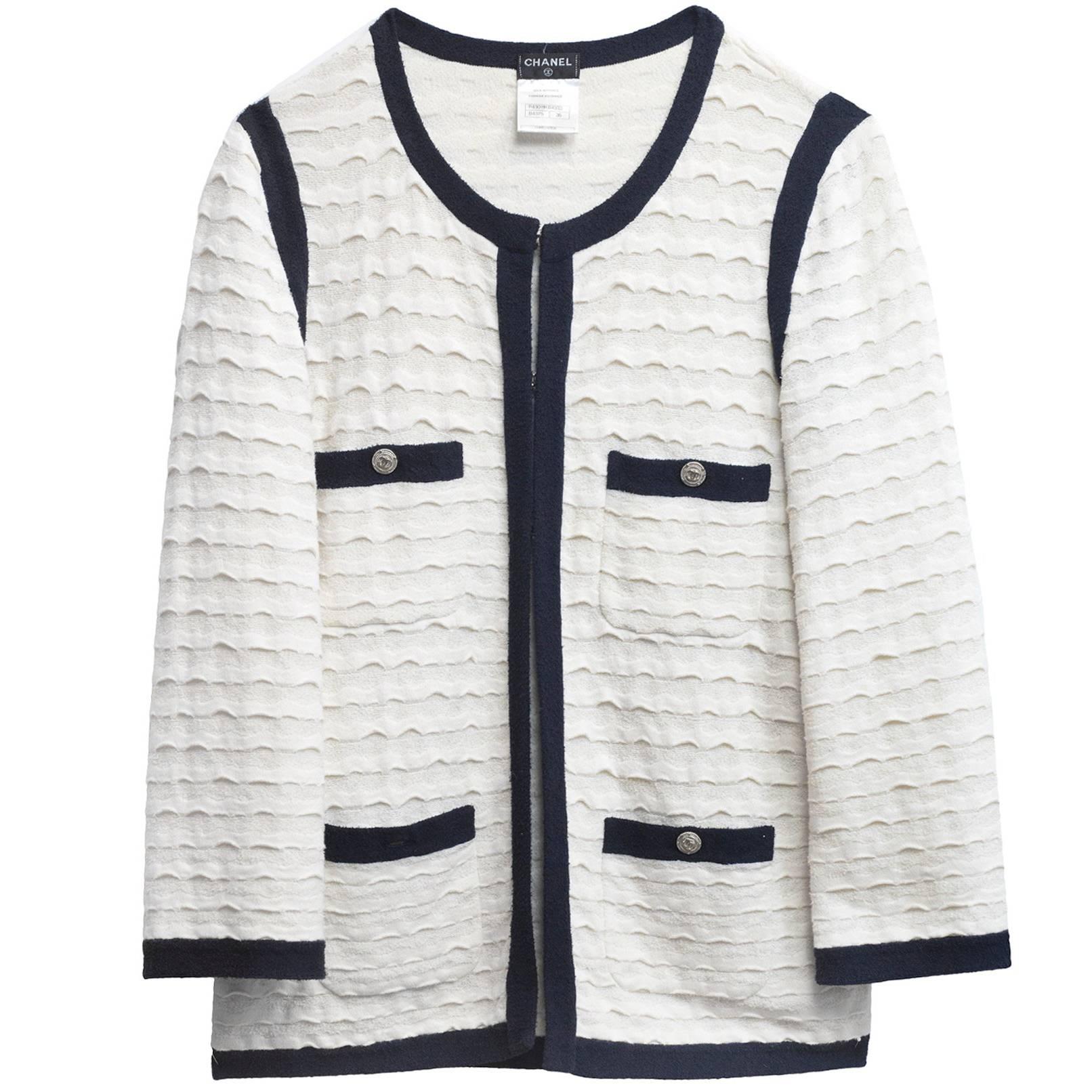 Chanel Cream & Navy Knit Cardigan Sweater sz FR36