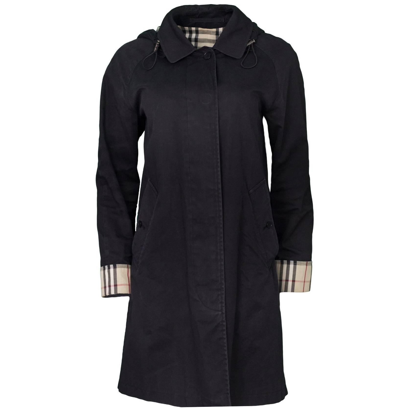 Burberry Black Raincoat with Nova Check Lining