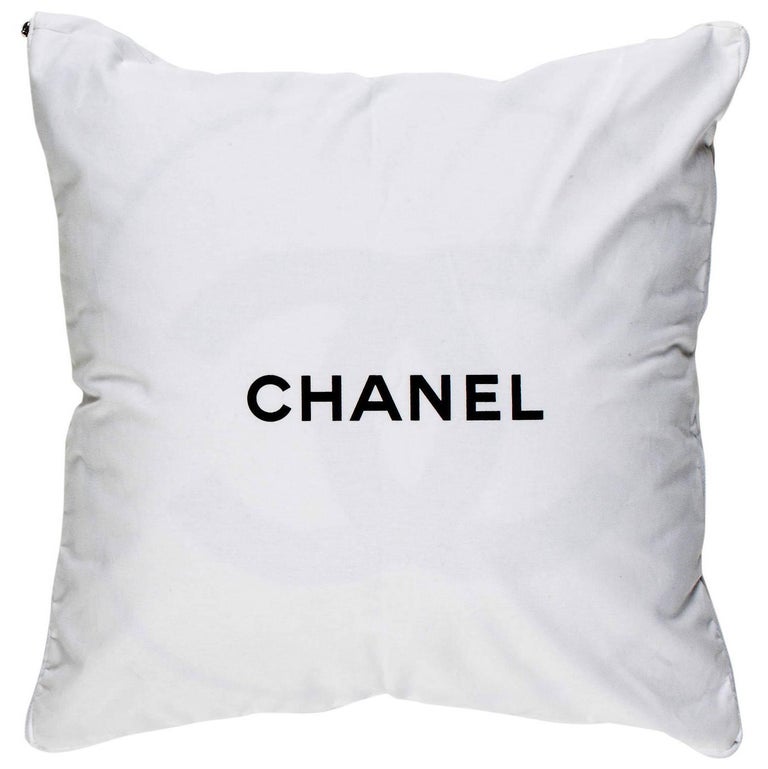 New Chanel CC Logo Cashmere Blend Throw Blanket