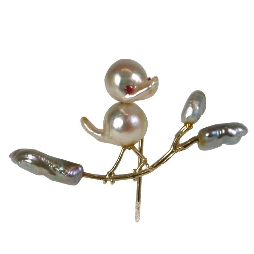 Biwa Pearl Birdie Stickpin Brooch For Sale