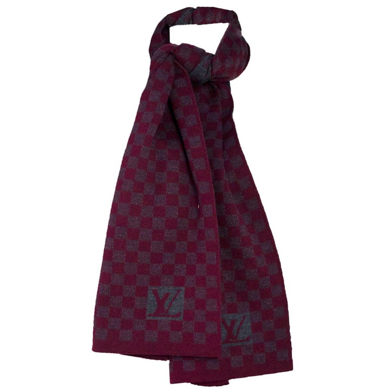 Louis Vuitton Burgundy and Grey Petit Damier Wool Scarf For Sale at 1stdibs