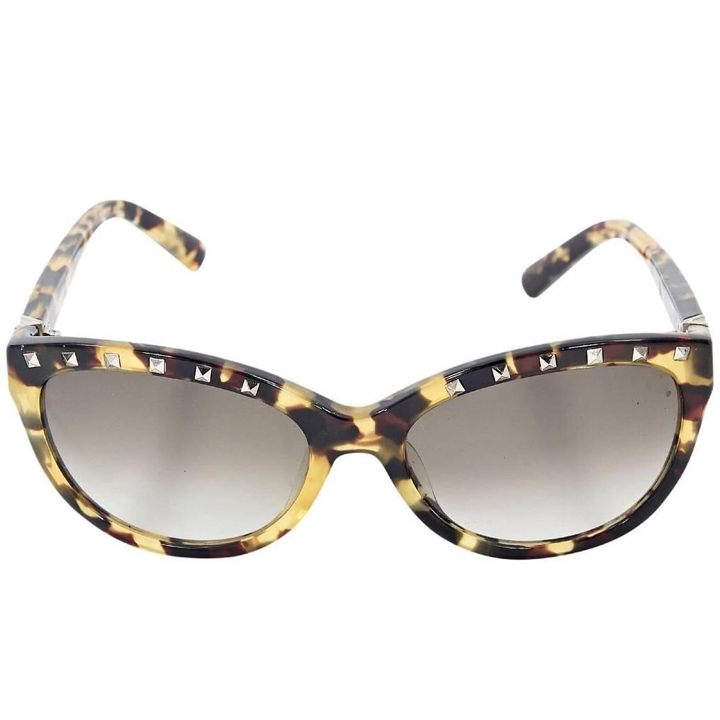Tortoiseshell Valentino Rockstud Sunglasses