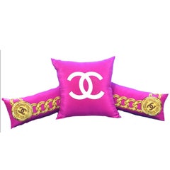 Chanel Vintage 3 Pillow Set iwj4480-1