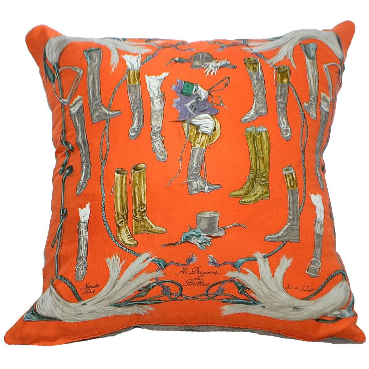 New Hermes Silk And Linen Medium Pillow "A Propos de Bottes" iwj4483-1