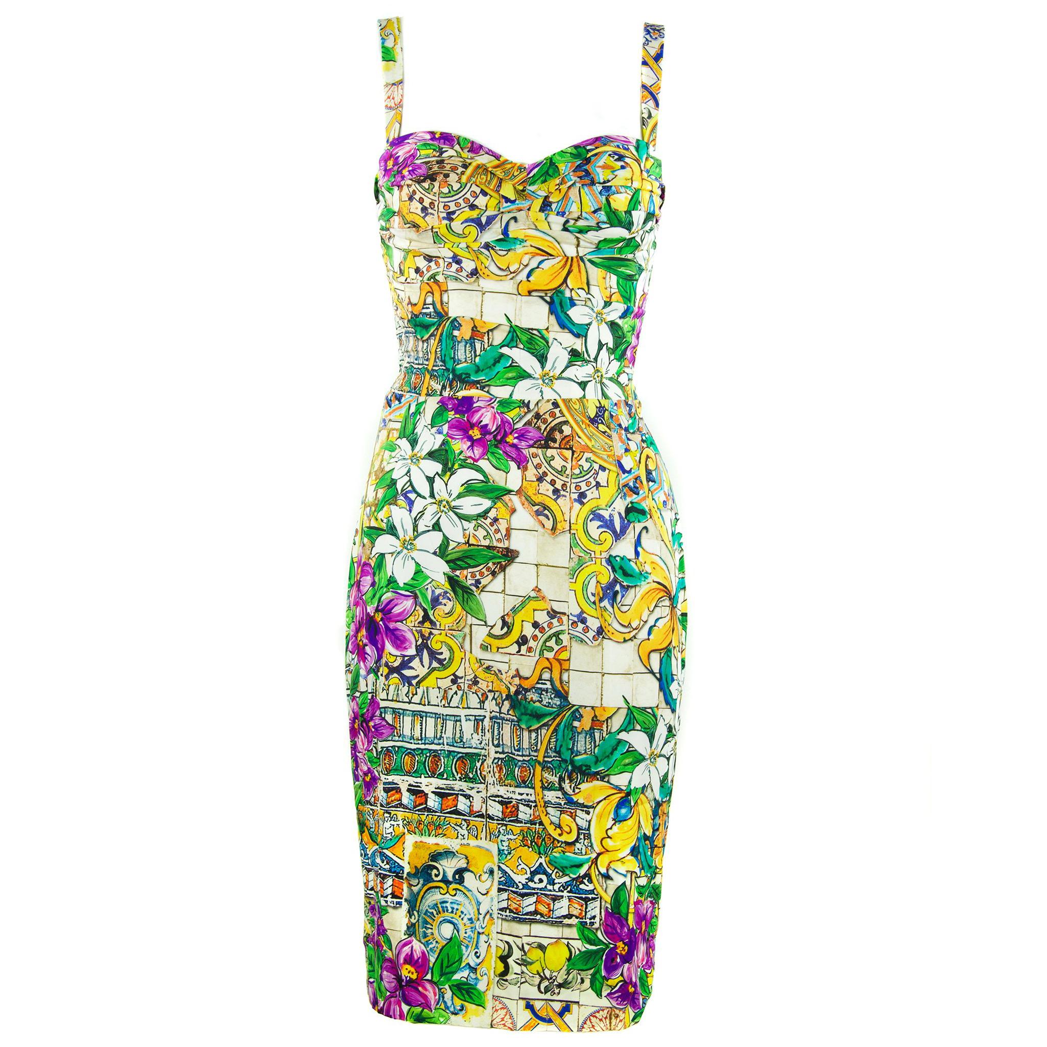 Dolce and Gabbana Printed Silk Sheath Dress- Size IT 40 For Sale at 1stDibs