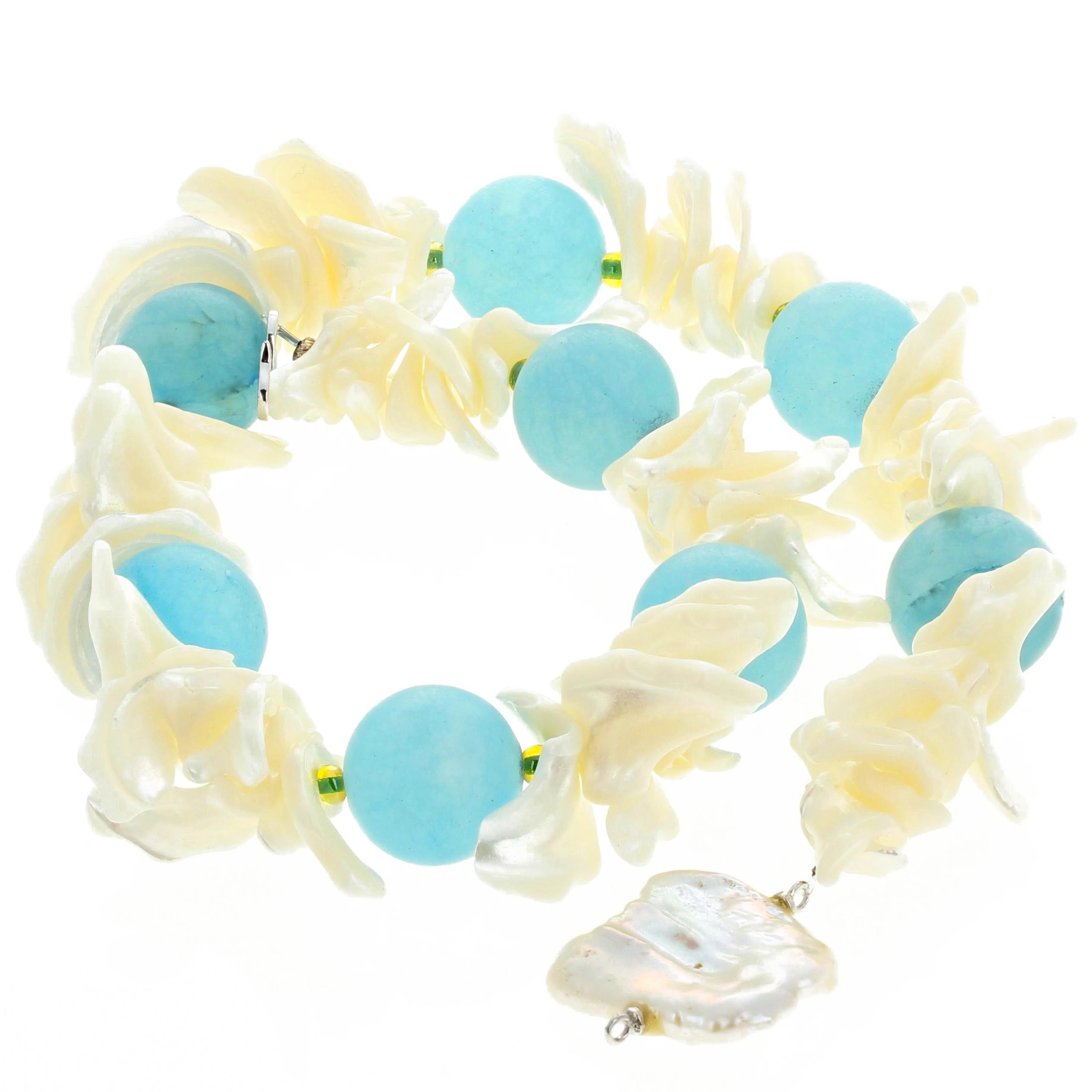 Donna AJD Collana DRAMATIC Chic Nature REAL Aquamarines & Pearl Shell 18