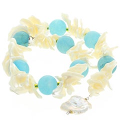 AJD DRAMATIC Chic Collier en aigue-marine naturelle et coquillage de perles de 45,7 cm