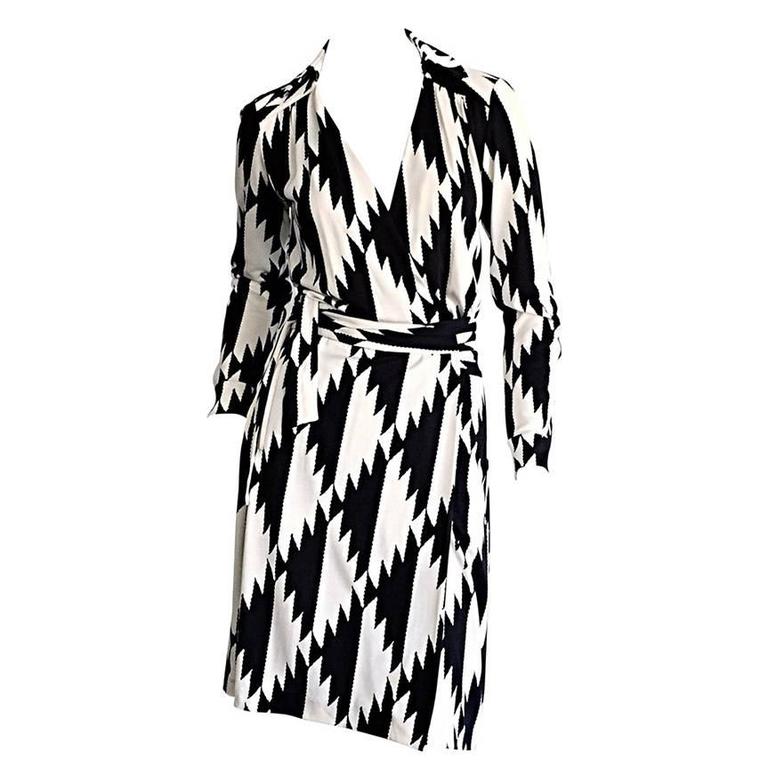 1990s Diane Von Furstenberg Black + White Geometric Aztec Silk Wrap Dress  DVF at 1stDibs | diane von furstenberg black and white dress, diane von  furstenberg black and white wrap dress, dvf