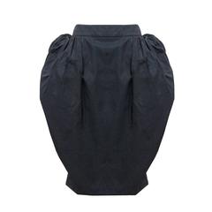Alexander McQueen runway bustle skirt, 'It's only a game' Fall 2005 Collection 10
