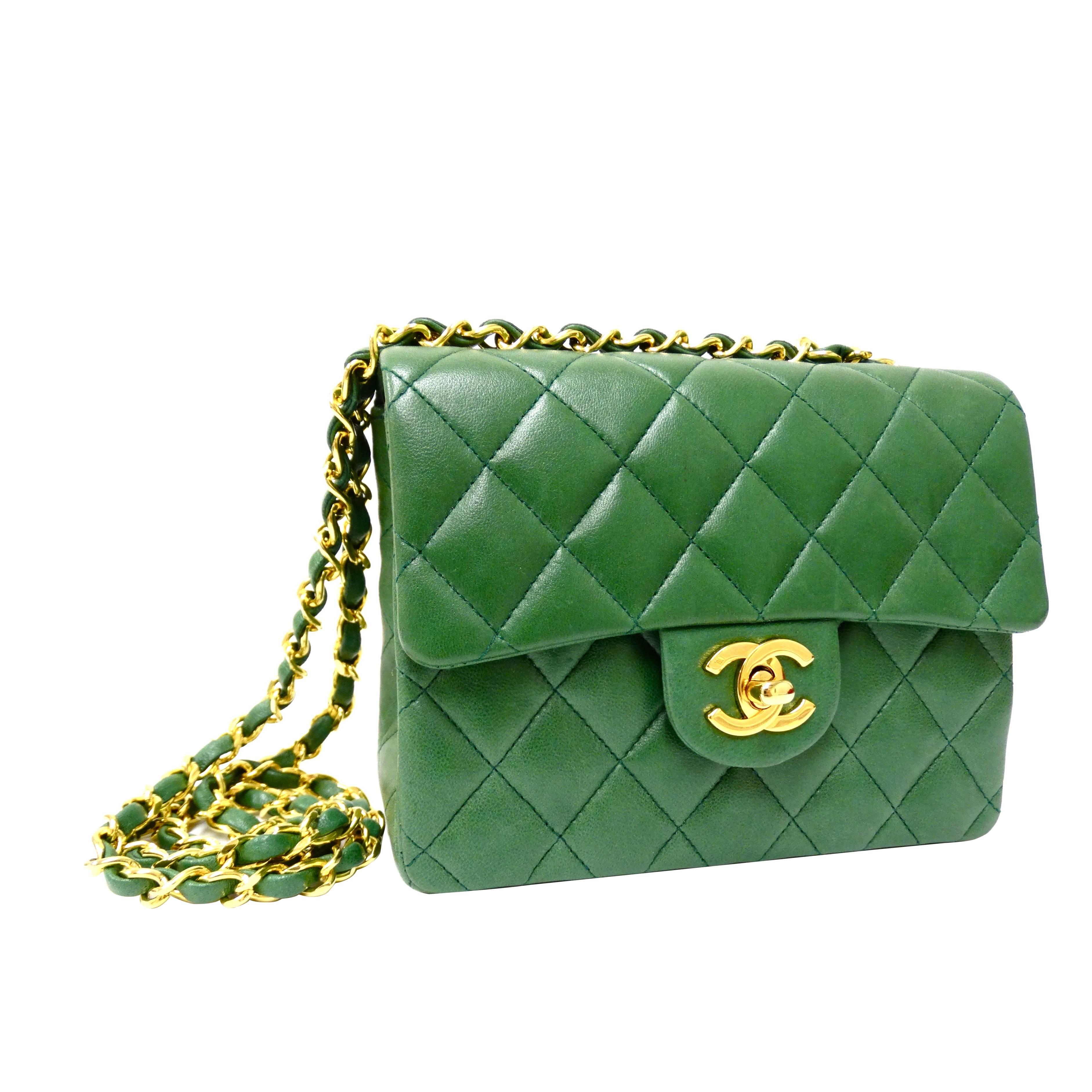 1990s Chanel Quilted Leather Shoulder Bag 