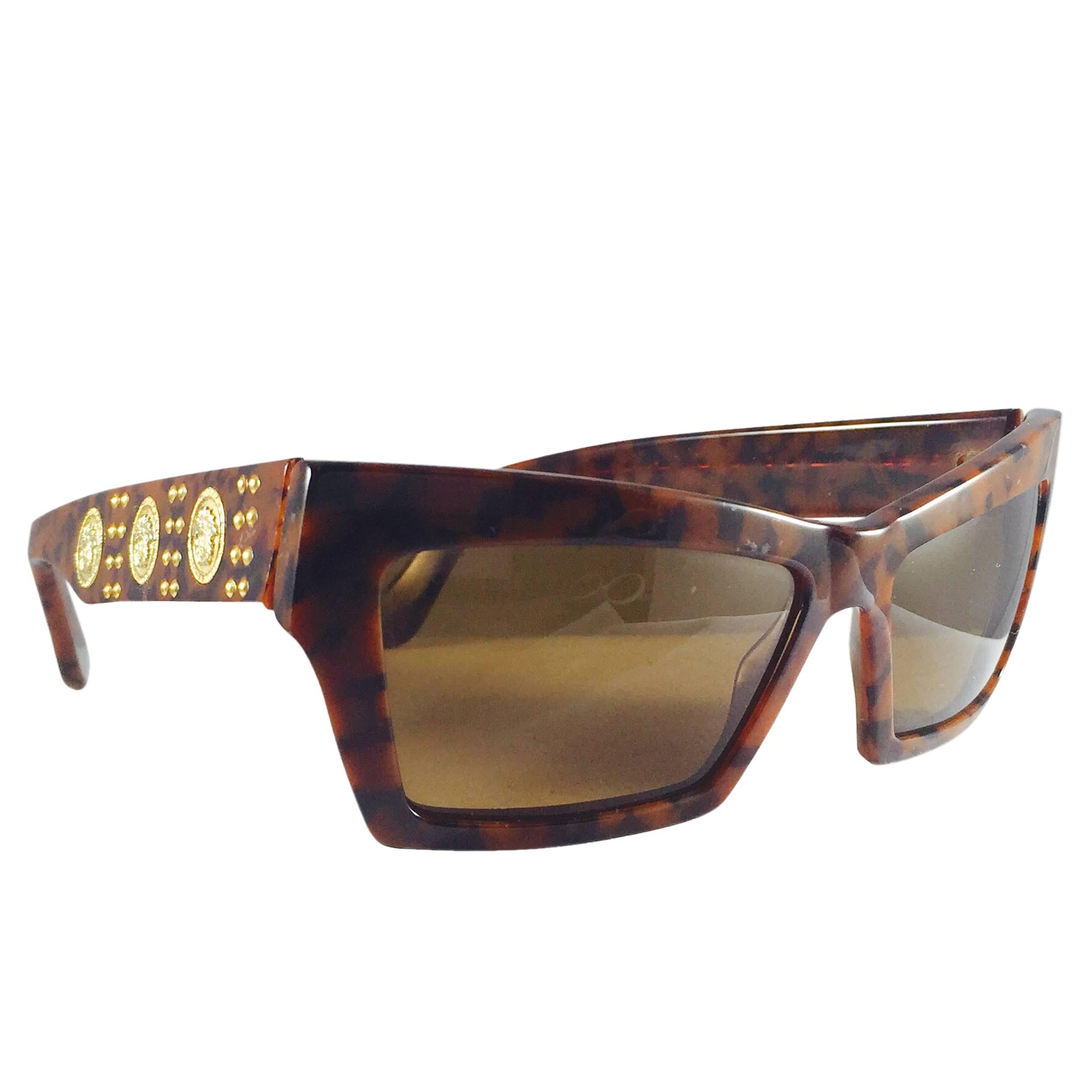 1990s Gianni Versace Tortoise Wayfarer Sunglasses With Mudusa Head Temples For Sale