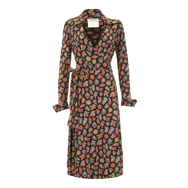 1970s Diane Von Fürstenberg Vintage Jersey Wrap Dress at 1stDibs
