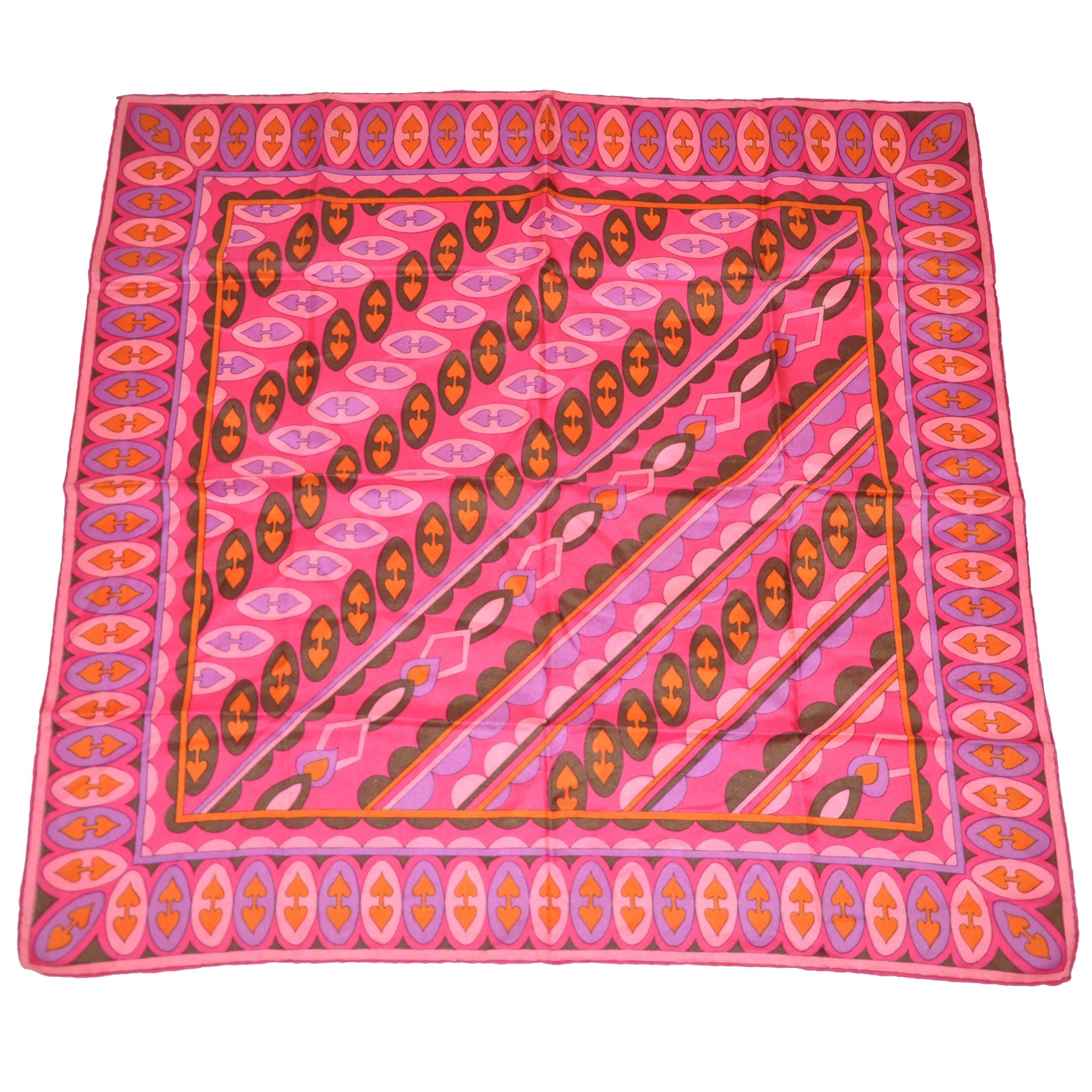 Écharpe en soie multicolore et audacieuse à bords roulés à la main en vente