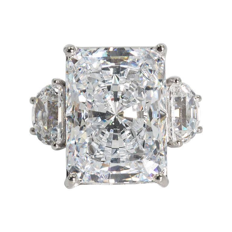 Magnificent Faux White 25 Carat Radiant Cut Diamond Ring For Sale at