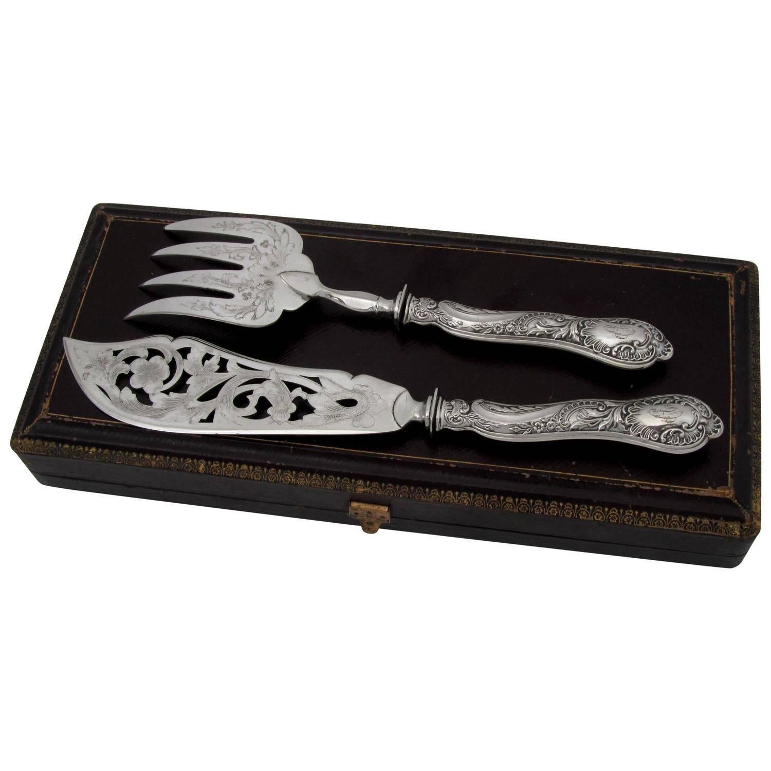 Bonnescoeur French Sterling Silver Fish Servers Two Pieces Box, Rococo For Sale