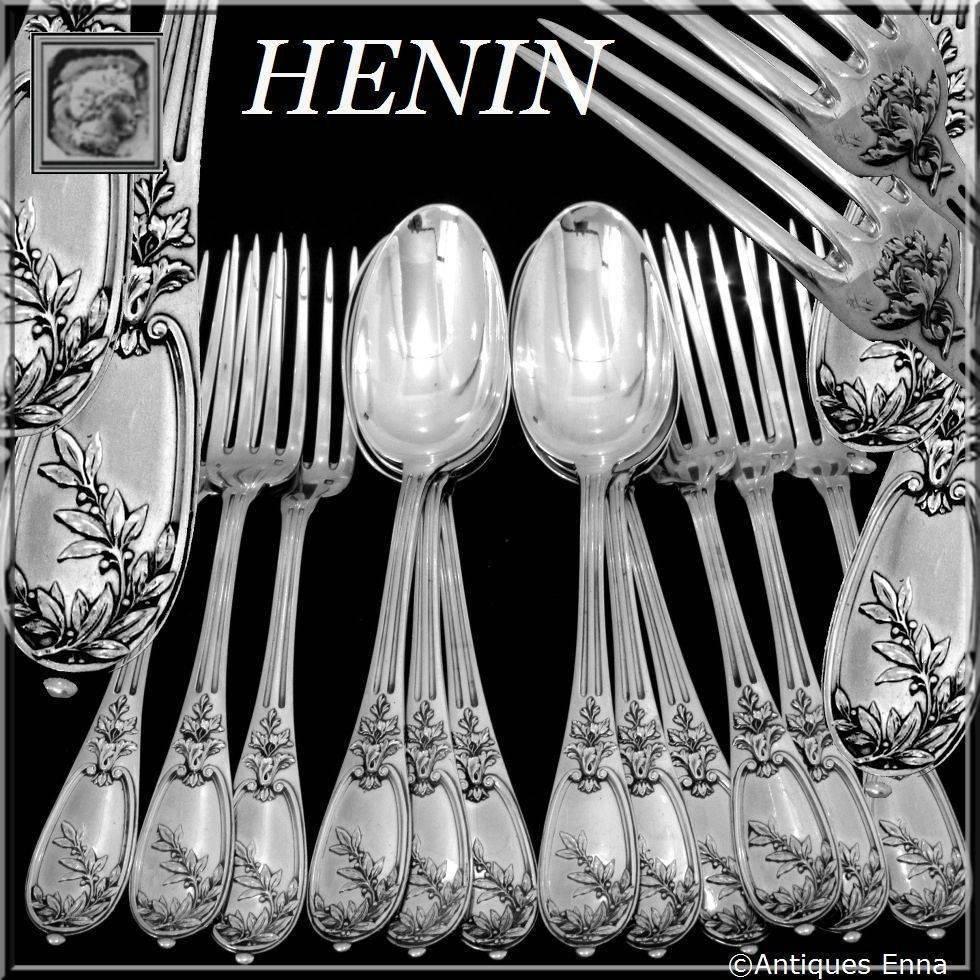 Henin gorgeous French sterling silver dinner flatware set of 12 pieces, neoclassical.

Head of Minerve first titre for 950/1000 French sterling silver. 

The handles have neoclassical foliate decoration. No monograms. 

Two sets available.