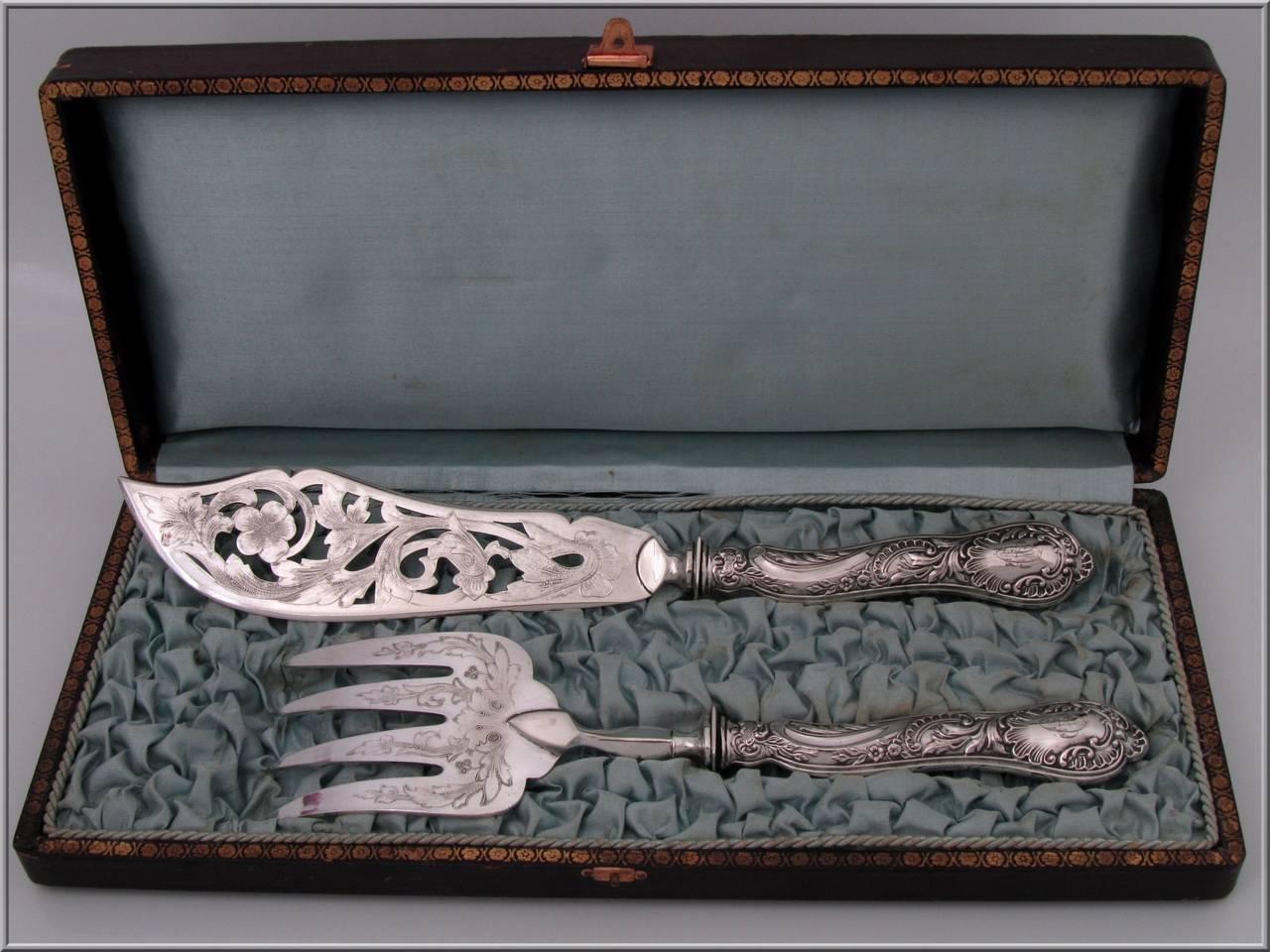 Bonnescoeur French Sterling Silver Fish Servers Two Pieces Box, Rococo For Sale 4