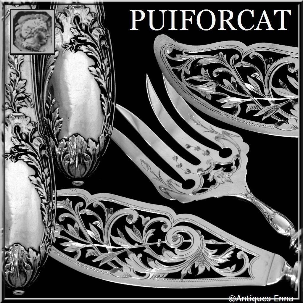 Puiforcat Gorgeous French sterling silver fish servers two pieces foliages.

Head of Minerve 1 st titre on the handles for guarantee 950/1000 French sterling silver. The pierced and engraved upper parts of the fish servers are