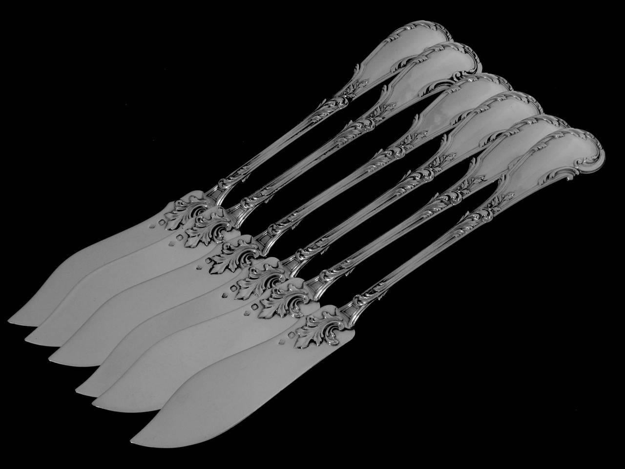 Fouquet-Lapar French All Sterling Silver Fish Flatware Set of 12 Pieces, Rococo In Good Condition For Sale In TRIAIZE, PAYS DE LOIRE