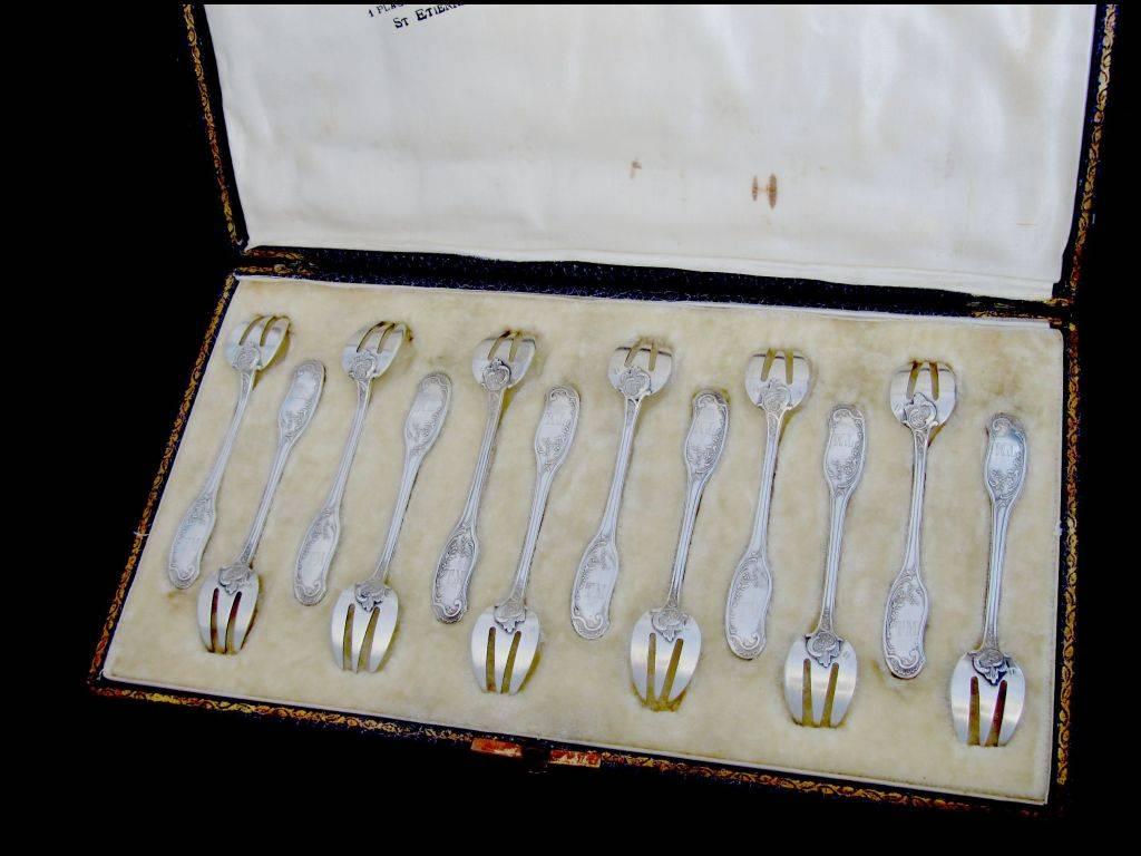 Veyrat French All Sterling Silver Oyster Forks Set of 12 Pieces with Box Fantasy 5